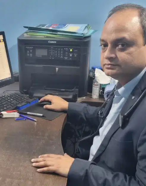 Dr Shashi DM